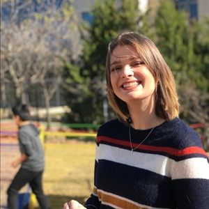 Meet your Posher, Claudia